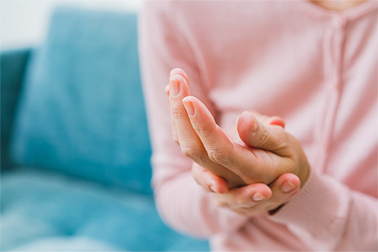  神経症状（痛み・しびれ・感覚異常）
